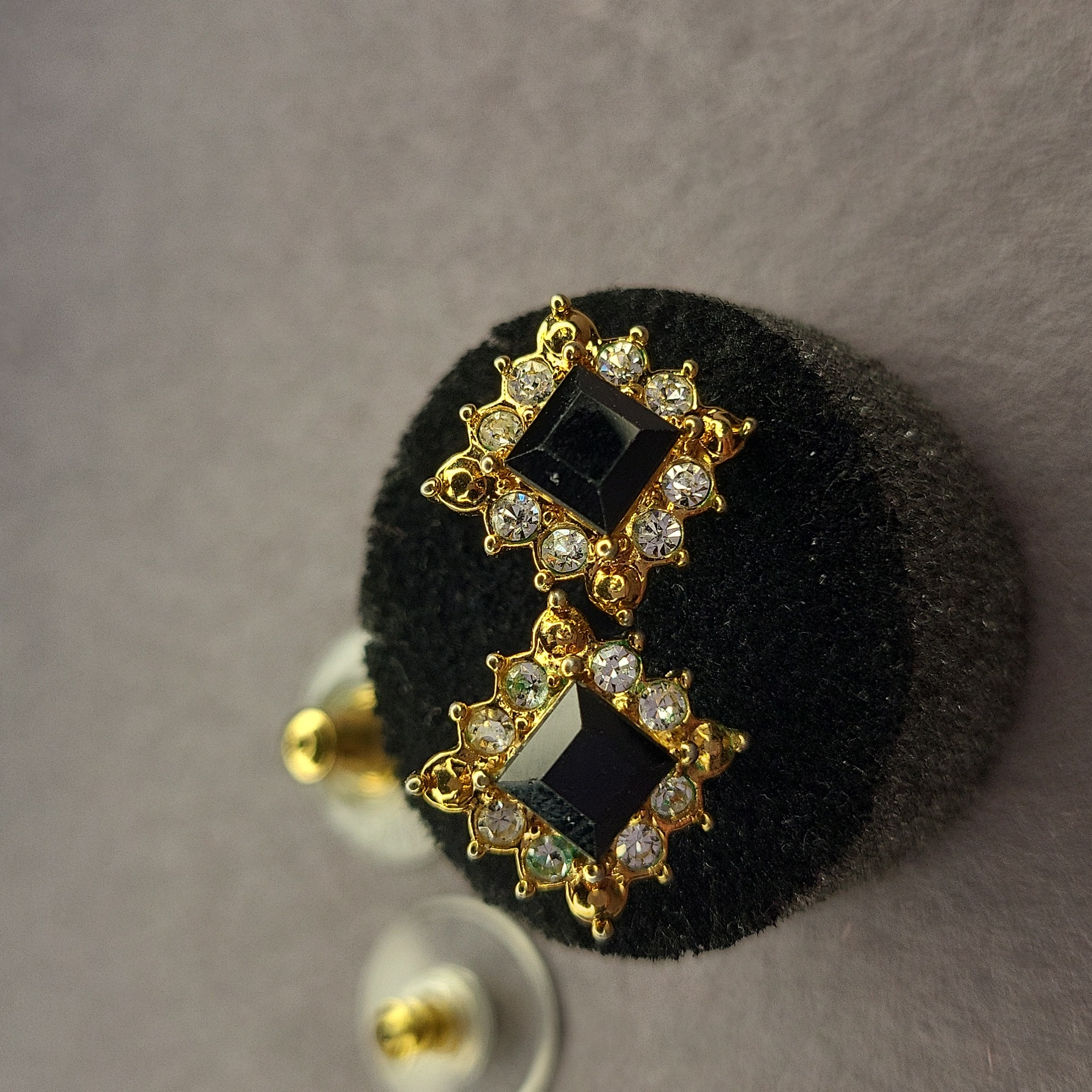 Black And Gold Rhinestone Earrings 15$